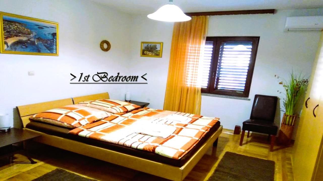 דירות פודסטראנה House White Stone Split חדר תמונה